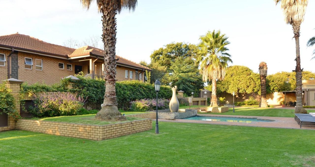 Anew Hotel Witbank Emalahleni Exterior photo