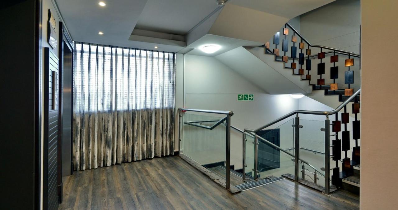 Anew Hotel Witbank Emalahleni Exterior photo
